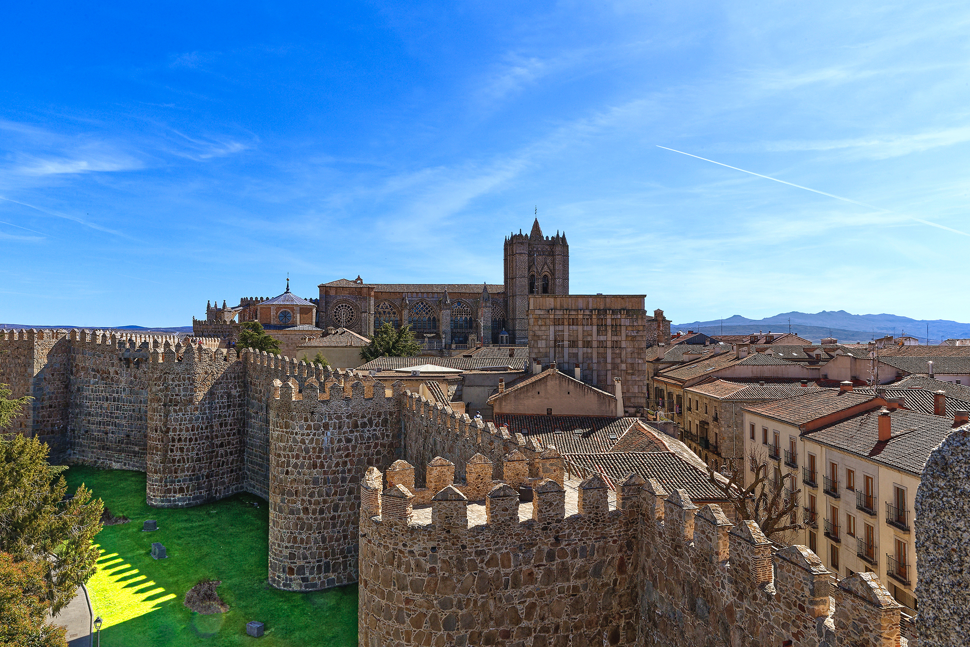 Ávila - La grandiose muraille militaire médiévale romane